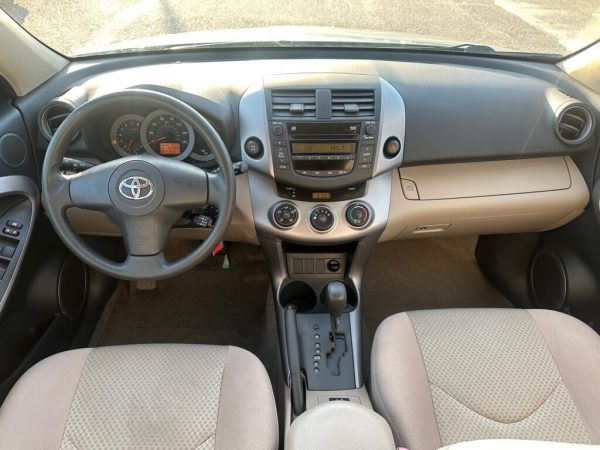 2008 Toyota RAV4 Base I4 4WD