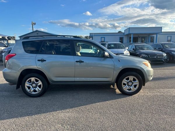 2008 Toyota RAV4 Base I4 4WD