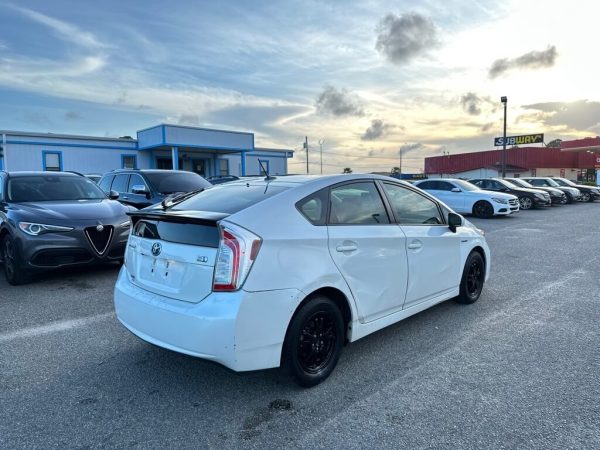 2014 Toyota Prius Three