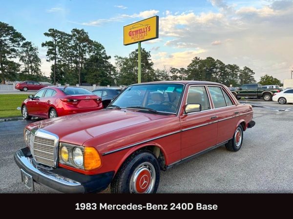 1983 Mercedes-Benz 240D Base