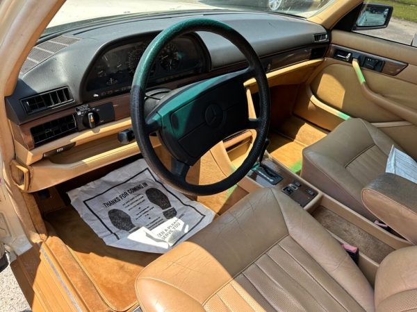 1986 Mercedes-Benz 420 SEL