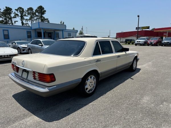 1986 Mercedes-Benz 420 SEL