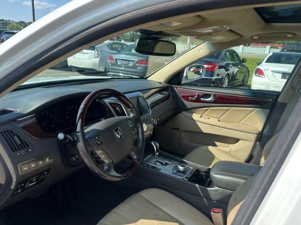 2012 Hyundai Equus Signature