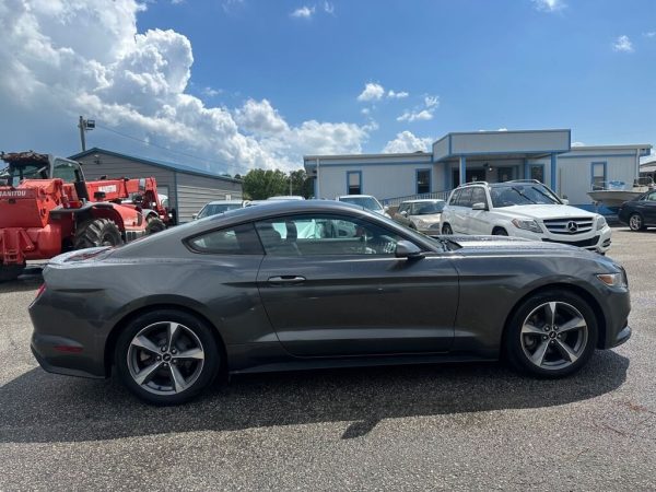 2015 Ford Mustang EcoBoost Coupe