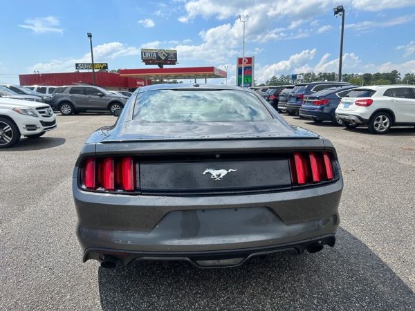 2015 Ford Mustang EcoBoost Coupe