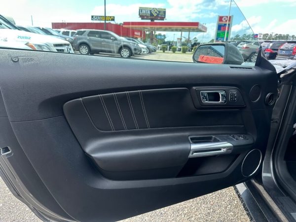 2015 Ford Mustang EcoBoost Coupe