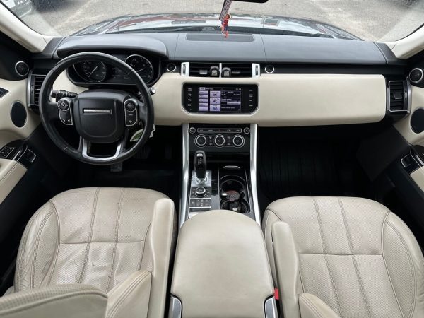 2015 Land Rover Range Rover Sport SE