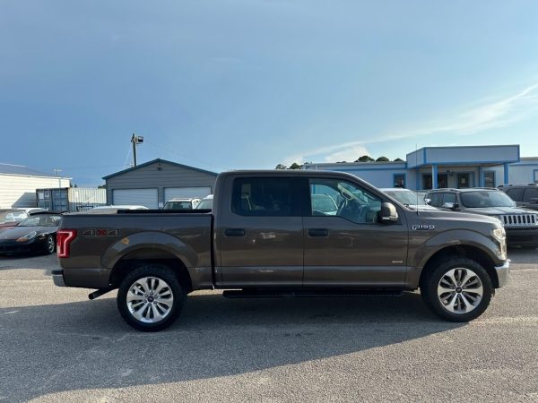 2016 Ford F-150 XL SuperCrew 5.5-ft. Bed 4WD