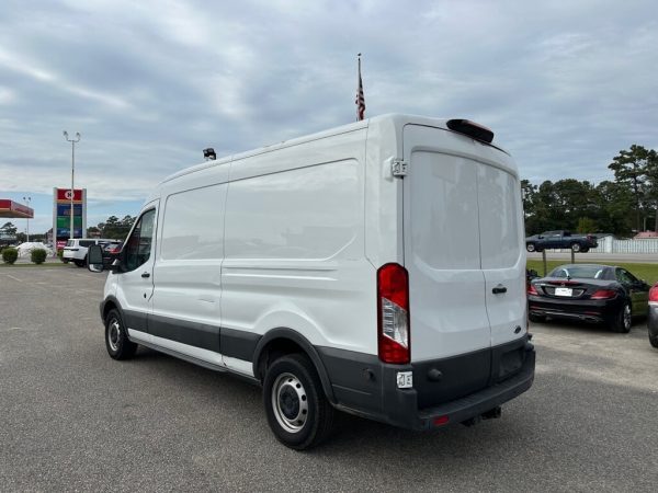 2018 Ford Transit 350 Van Med. Roof w/Sliding Pass. 148-in. WB