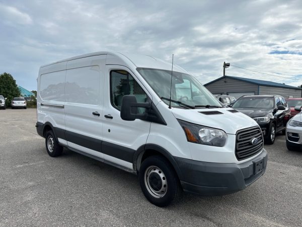 2018 Ford Transit 350 Van Med. Roof w/Sliding Pass. 148-in. WB