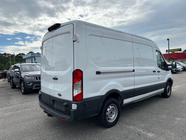 2018 Ford Transit 350 Van Med. Roof w/Sliding Pass. 148-in. WB